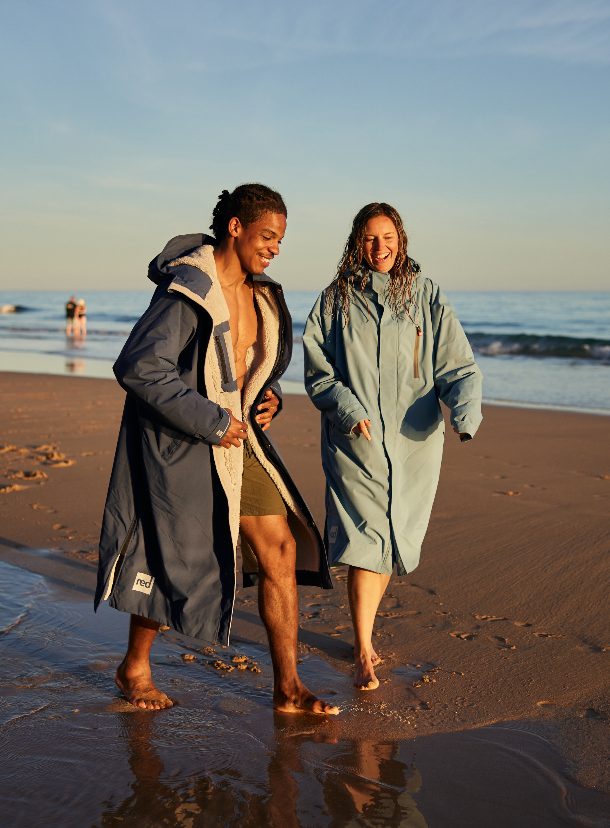 Changing Robes & Parka Jackets Buying Guide | Red Equipment – Red